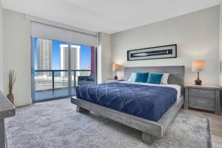 Spacious Luxury Ocean View 4 Bdrs 3Baths 17 FL - Hallandale Beach - 8