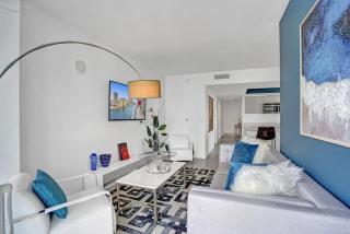 Awesome Ocean View Modern Condo Pool Shuttle - Hallandale Beach - 8
