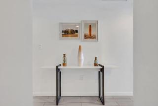 Awesome Ocean View Modern Condo Pool Shuttle - Hallandale Beach - 3