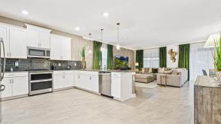 Storey Lake 9BR Lakeview Home Pool/SPA/Game Disney - Kissimmee - 1