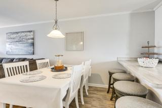 Ocean Isle Beach Condo with Balcony Steps to Shore! - Ocean Isle Beach - 4