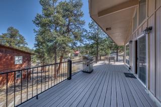 Lazy Bear and CubHouse: 5 Bedroom Beauty with Room for the Whole Crew!! - Ruidoso - 2