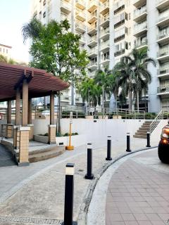 One Palm Tree Villas - Manila - 8