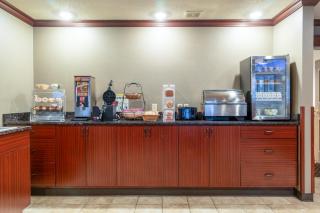 Norland Inn & Suites Roseau - 1