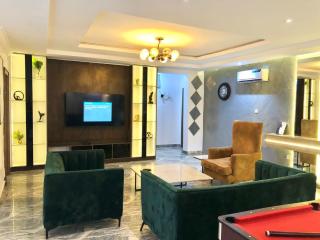 Elegant 3 Bedroom Apartment - Lekki - 0