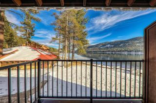Beautiful Deluxe Studio w/Lake View #245 at Donner Lake Village - Truckee - 9