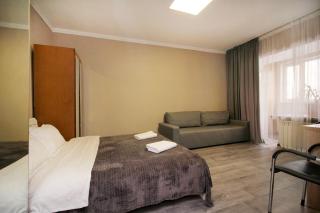 На бульваре Мендикулова - 4