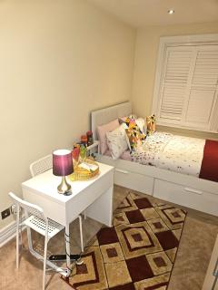 LONDON HEATHROW GLAMOUR MANSION HOUSE - Uxbridge - 3