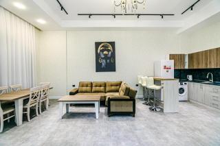 Street NIZAMI - 4 Bedrooms - Bakoe - 2