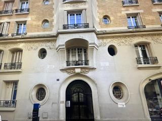 Appartement 18ème rénové proche Montmartre - París - 0