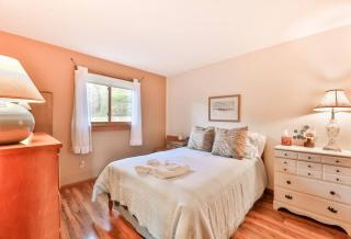 Mountain house w/ stunning views & gourmet kitchen - 2