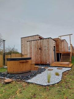 Gîte de la Bridolée, sauna et bain nordique - - 0