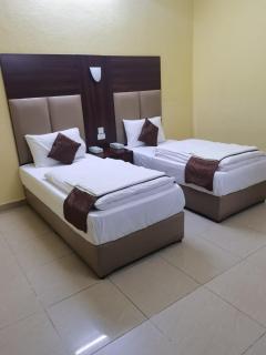 العييري للشقق المخدومة المدينة 3 - 3