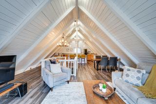 Stylish Bellingham Home with Lake and Mountain Views! - Bellingham - 6