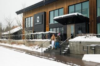 Gravity Haus Jackson Hole - 9