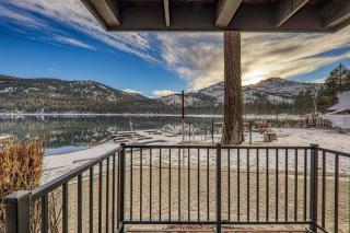 Spacious 1BR Condo w/ Lake View #136 at Donner Lake Village - Truckee - 1