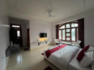 Rang Niwas -1BHK with Air Conditioning - Guwahati - 2