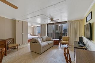22nd Floor Condo with Stunning Ocean Views and Free Parking! - Honolulu - 3