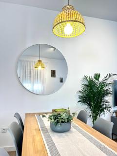 Regimiento 2, center, new, quite, breakfast included, parking on request, RG - Málaga - 8