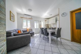 Apartments by the sea Postira, Brac - 22161 - Postira - 4