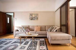 Richmond Delights - 4 Bedrooms and a Big Backyard - 4