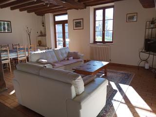 Maison calme avec grand jardin en Berry, proche Châteauroux - FR-1-591-372 - 7