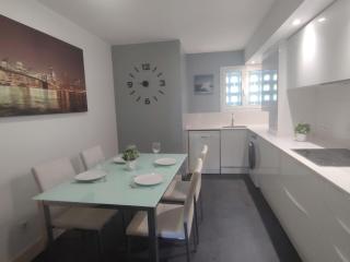 Apartamento Moderno en el Centro de Platja d'Aro - Cerca de la Playa y Parking Incluido - ES-209-54 - Platja d'Aro - 5