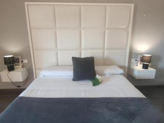 Apartamento Moderno en el Centro de Platja d'Aro - Cerca de la Playa y Parking Incluido - ES-209-54 - Platja d'Aro - 1