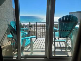 Beach Condo on Okaloosa Island Emerald Isle 6th floor 2 bedrooms and murphy bed - Fort Walton Beach - 0