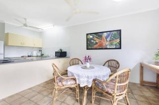 Vintage Charm at The Gardens with Lagoon Pool - 8