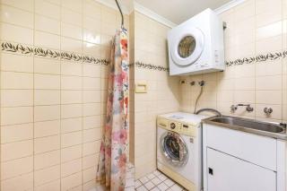 Vintage Charm at The Gardens with Lagoon Pool - 2