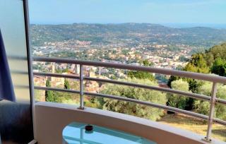 Beau Studio au calme avec coin nuit - Grasse - 0