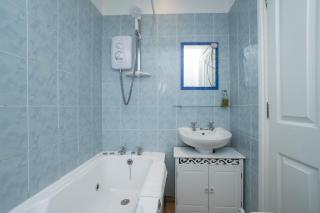 Contemporary 2 bed flat in Bristol, Free Parking - Bristol - 6