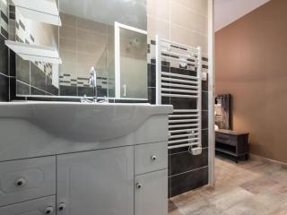 L'Atelier- appartement cosy avec cour - centre - Bourgoin - 2