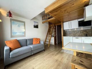 Résidence Dorons - Studio avec mezzanine pour 2 personnes avec balcon exposé Sud MAE-5784 - Les Menuires - 0