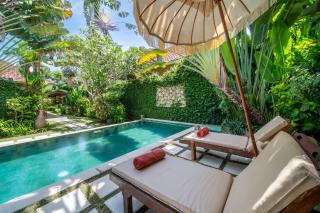 Villa Gembira by Villa Finder - Canggu - 8