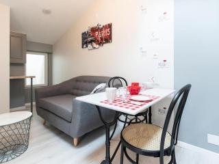 Le Paris Eiffel - Appartement Cosy en plein centre - Bourgoin - 1