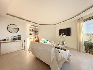 Cannes Pointe Croisette - 2 couchages - 8