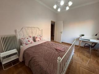 YOUTH SHARED APARTMENT IN Athens - Atene - 0