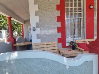 AIDEN'S GUEST HOUSE - Port Elizabeth - 2