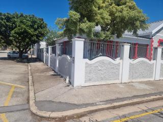 AIDEN'S GUEST HOUSE - Port Elizabeth - 3
