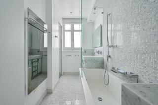 Gorgeous Paris Eiffel Tower - Champs Elysées - 1