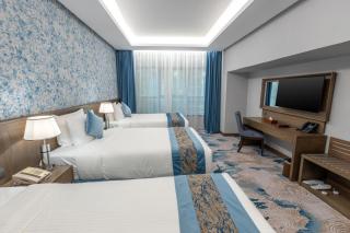 View Al Madinah Hotel - Medina - 3