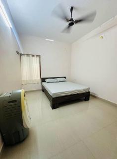Home at Guruvayur 2 AC Room,1 single bed,Kitchen - Guruvāyūr - 2