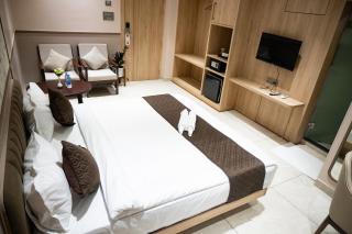 Hotel SUI - Guwahati - 4