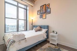 McCormick 2Br-2Ba family unit for up to 8 guests with Optional Parking & Gym access - Chicago - 7