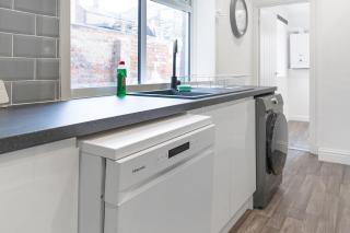 Cozy Home in Avenue Terrace, Sleeps 8 - Sunderland - 3