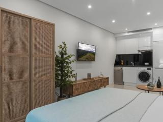 Céntrico estudio en Puerto Banús - 1