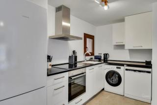 Welcome One - by Aldertons - Moraira - 7