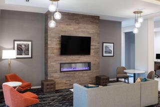 La Quinta Inn & Suites by Wyndham Centralia - Centralia - 0